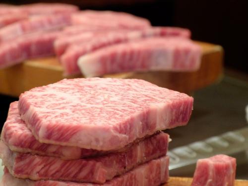 我國(guó)豬肉缺口將達(dá)1680萬(wàn)噸！5月進(jìn)口豬肉量大漲63%