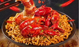 小龍蝦拌面、麻糬Q米撈面……面食圈正流行這些味兒