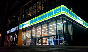 “澇疫接核”之下，鄭州便利店“怒刷”一波存在感