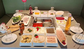 海底撈預(yù)虧超38億，連鎖商超業(yè)績(jī)慘淡，2022餐飲零售業(yè)怎么玩?